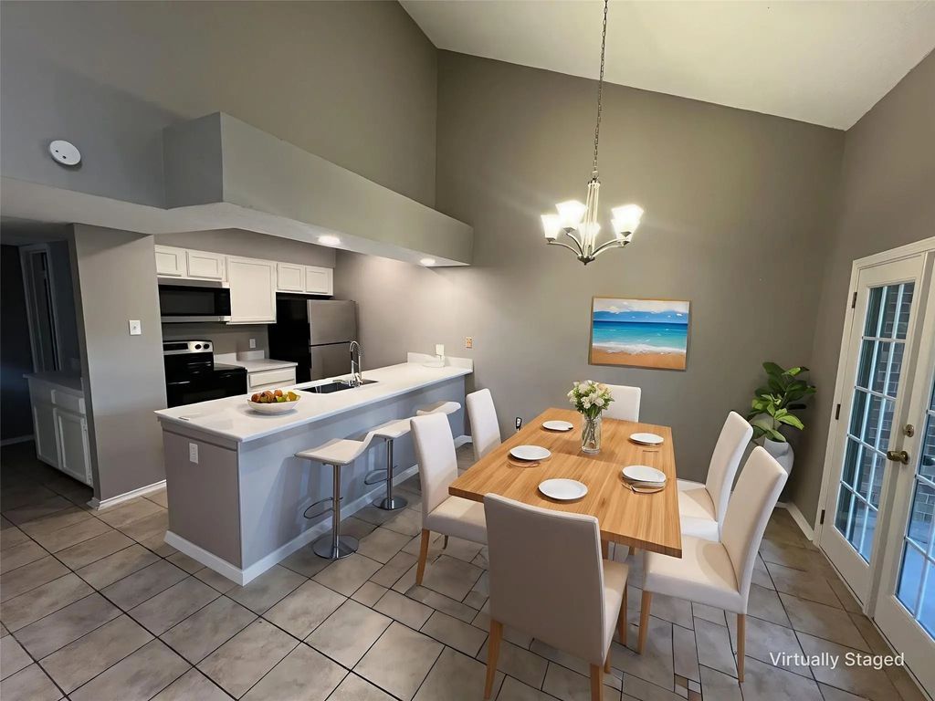 5750 Phoenix Drive 24, Dallas