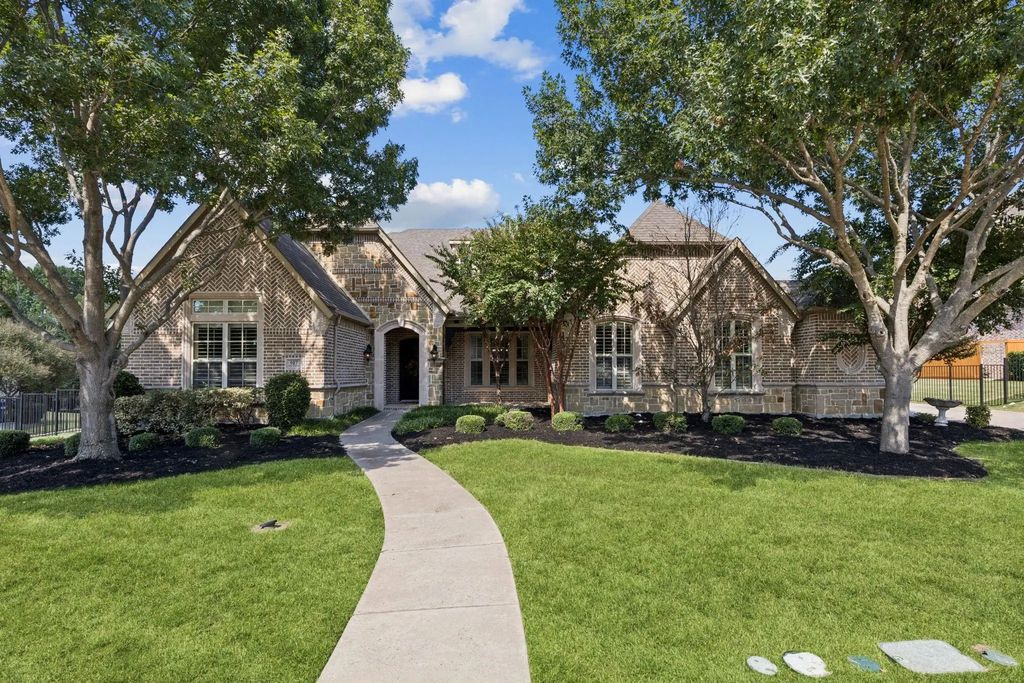 917 Stone Cottage Lane, McKinney