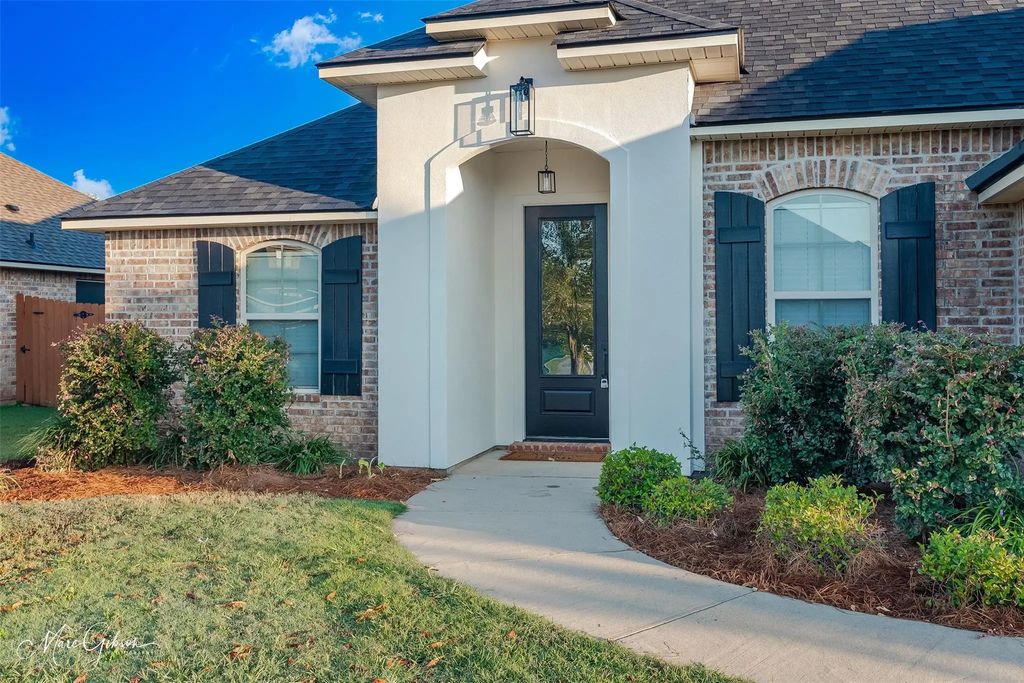 2365 Tallgrass Circle, Bossier City