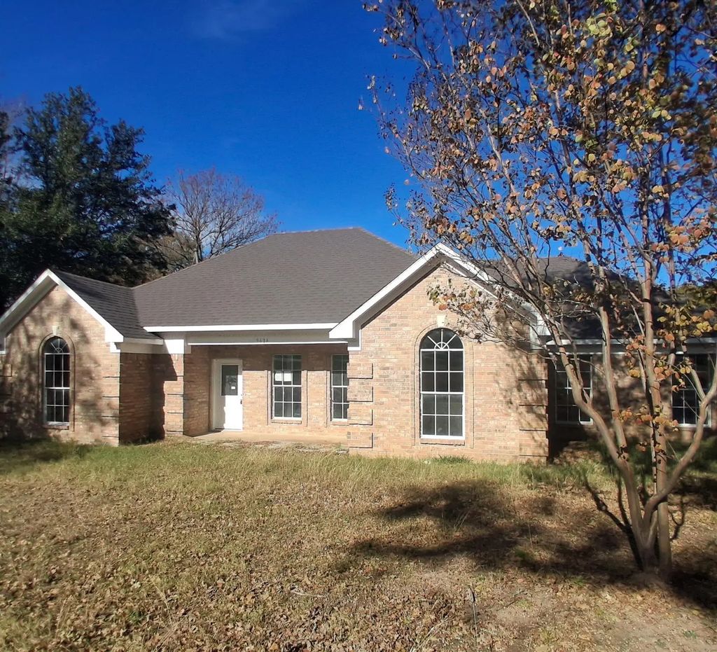 9614 Private Road 3826, Quinlan