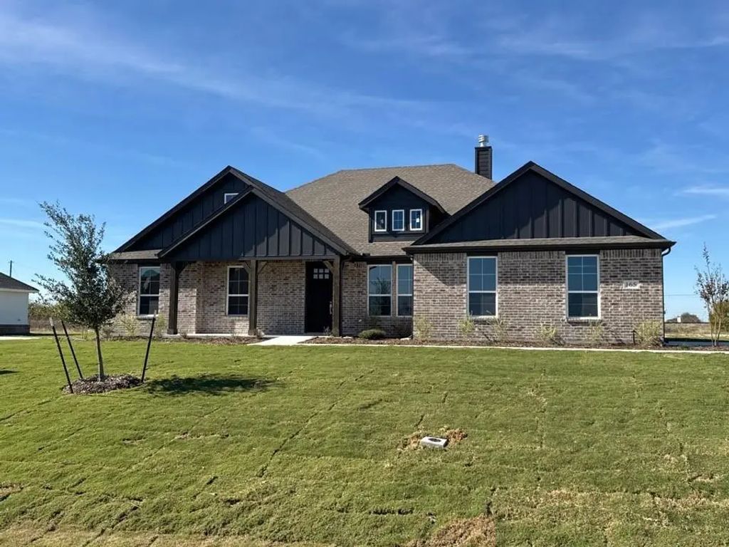 165 Brandywine Trail, New Fairview