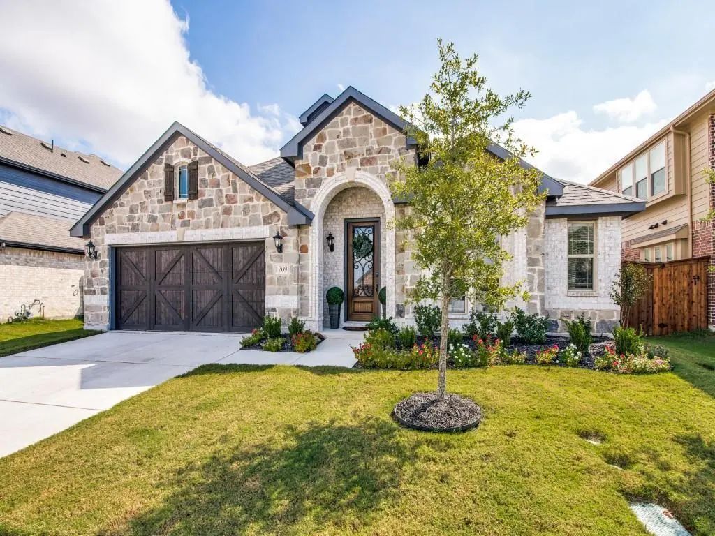 1709 Budino Drive, McLendon Chisholm