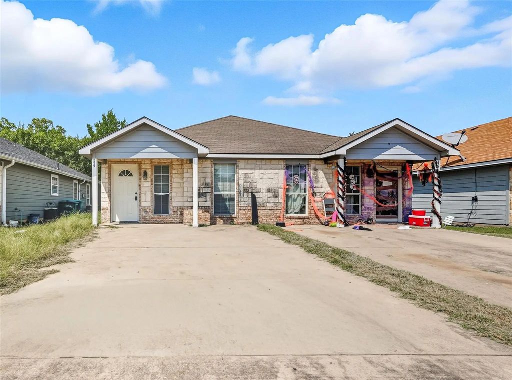 119 W Wilson Avenue 119, Sherman