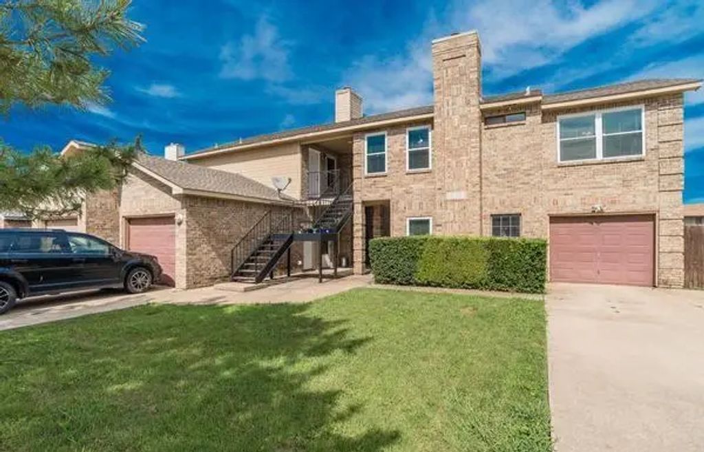 5016 Winder Court, North Richland Hills