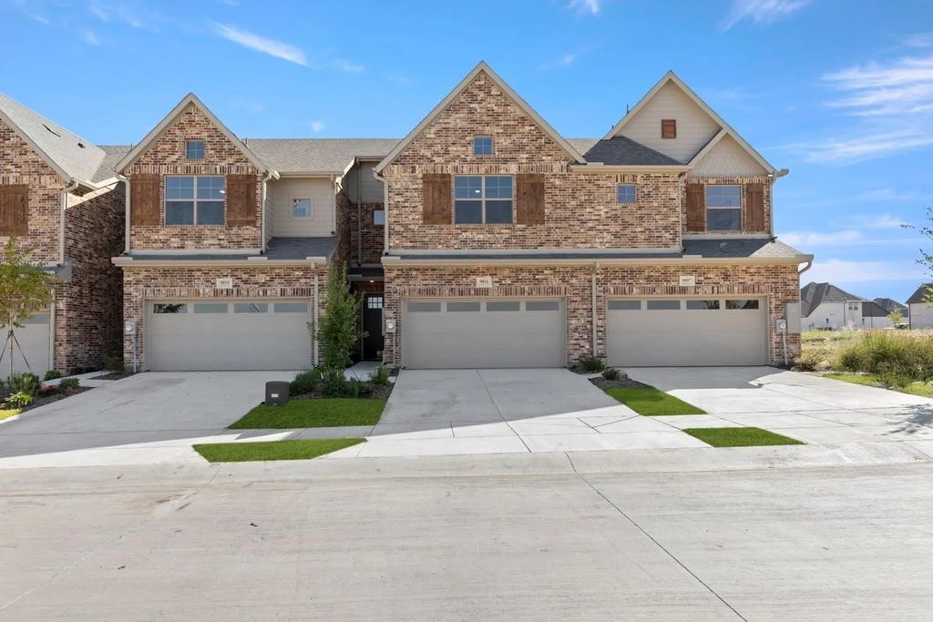 9011 Indianola Trail, Oak Point