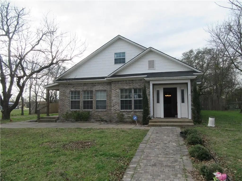 214 S 4th Street, Wills Point