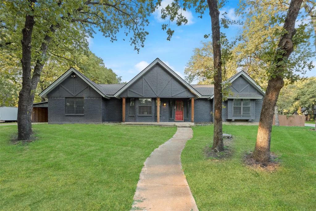2021 Vista Road, Keller