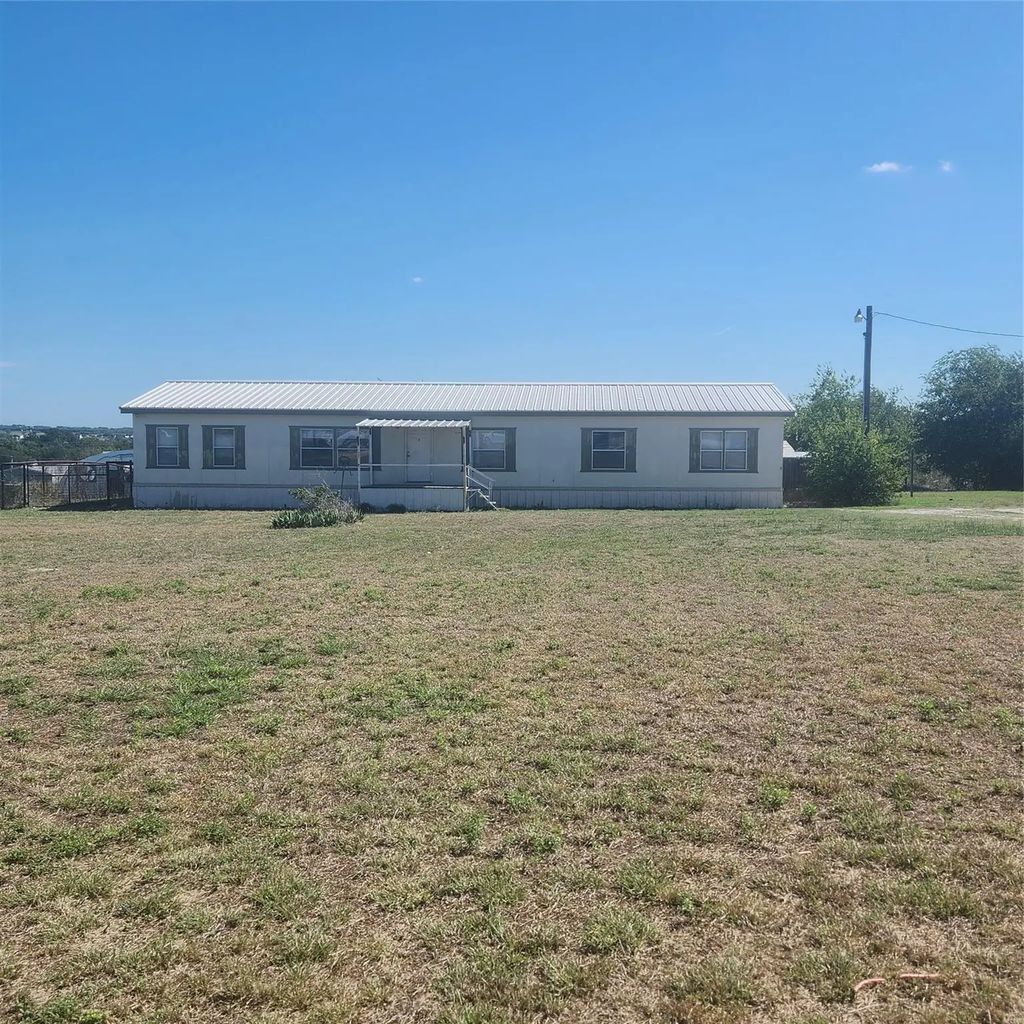 173 Prairie Trail, Rhome