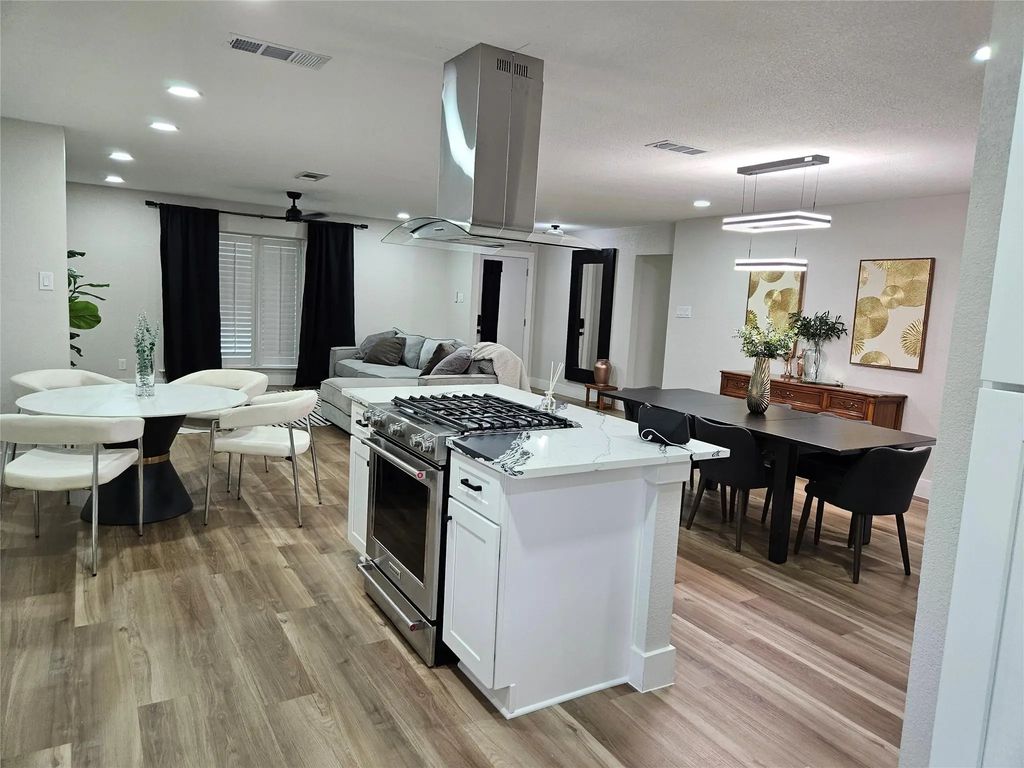 3909 Greensboro Circle, Garland