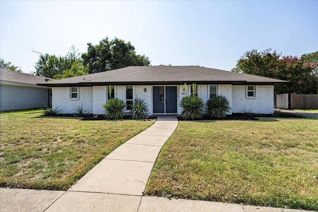 3404 Peachtree Lane, Pantego