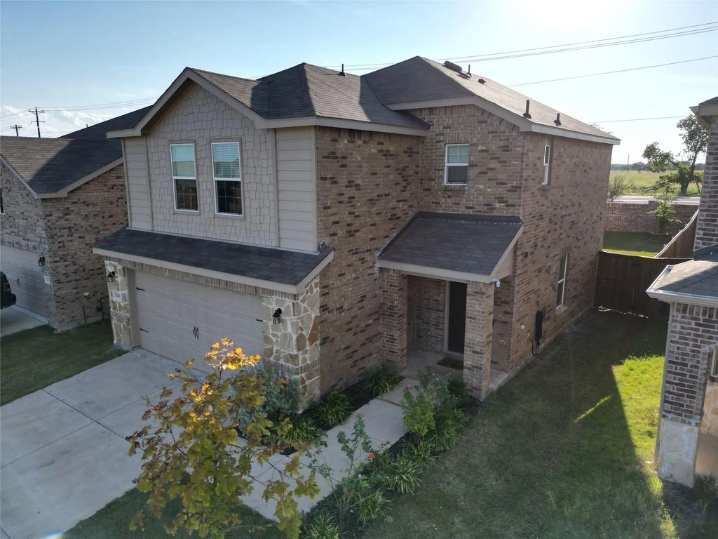 7009 Adderly Road, Pilot Point