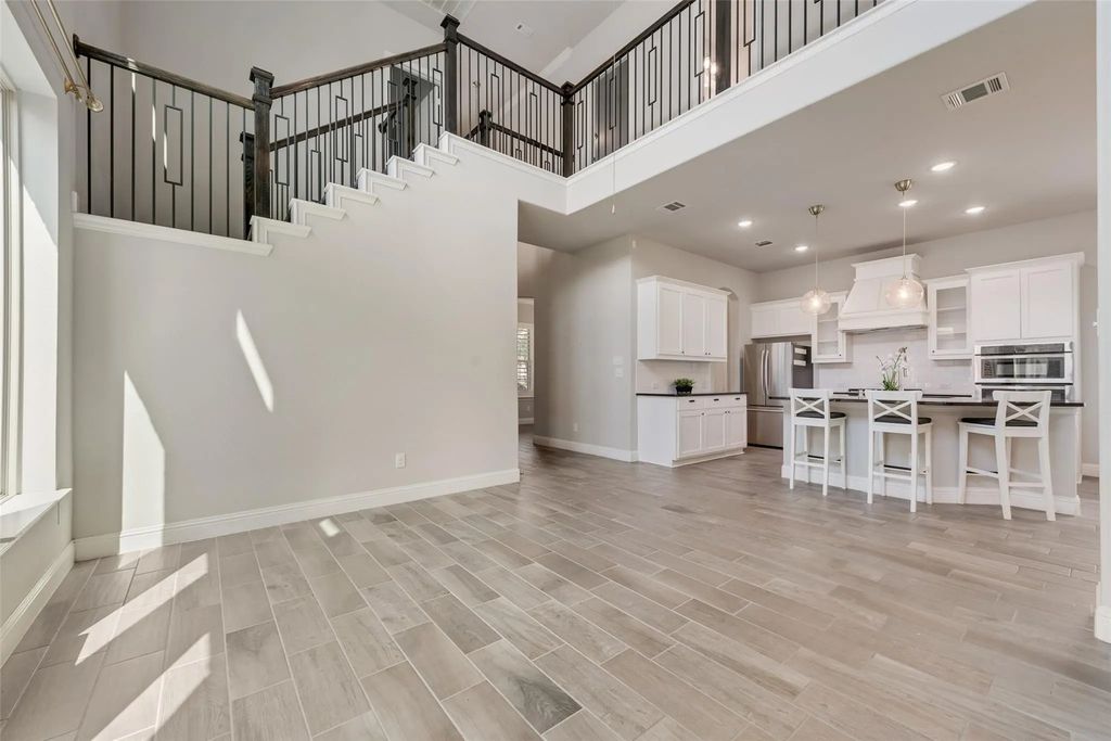 8234 Zoysia Lane, Dallas