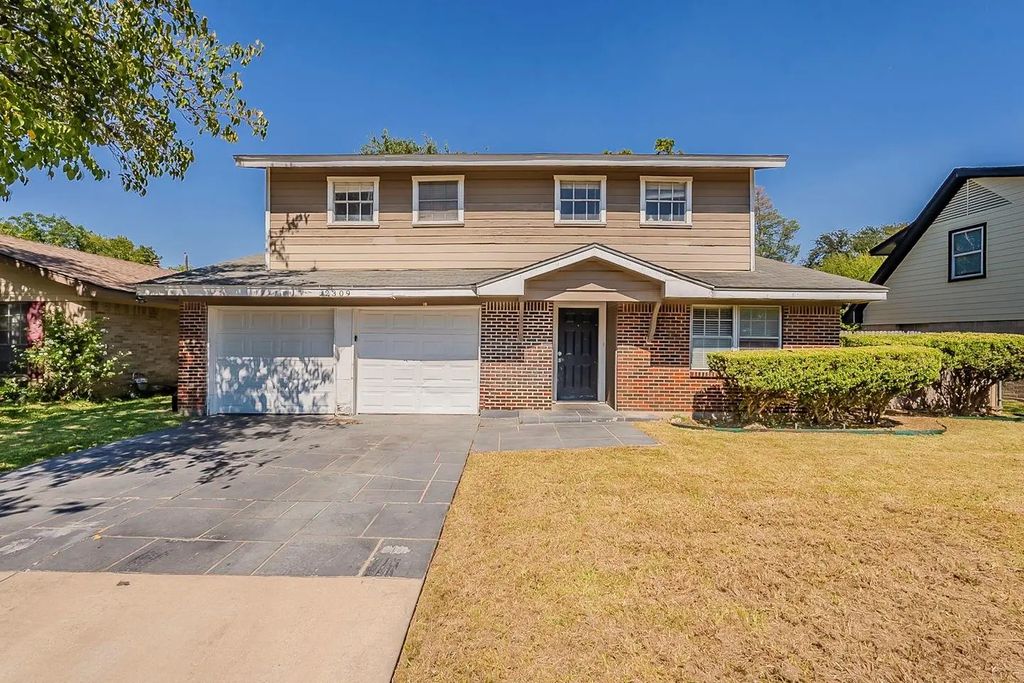 2309 E Mitchell Street, Arlington