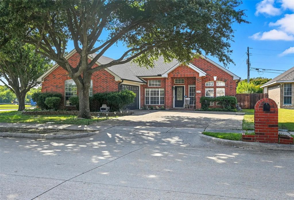 646 Huntington Lane, Allen