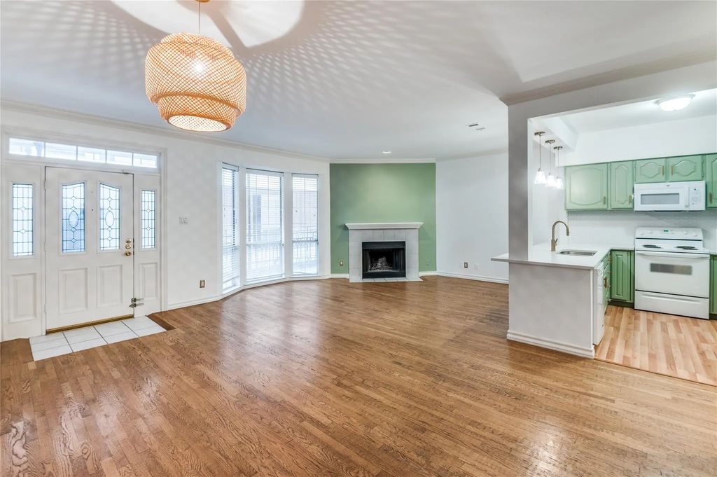 3208 Cole Avenue 1204, Dallas