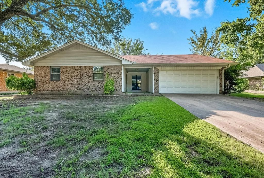 754 Patricia Drive, Sherman