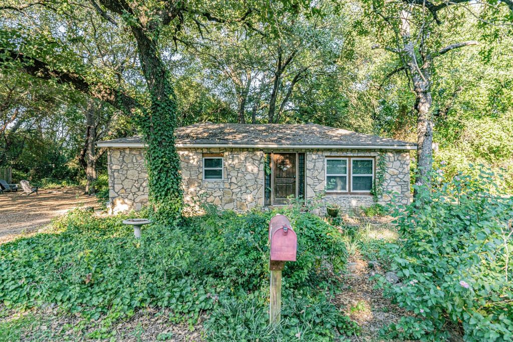 3028 Scorpio Drive, Granbury