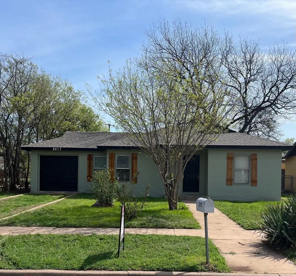 2017 Palm Street, Abilene