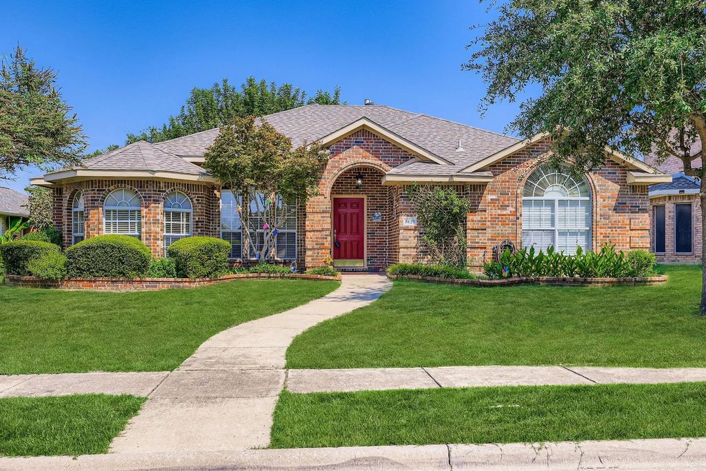 1421 Dearborn Road, Allen