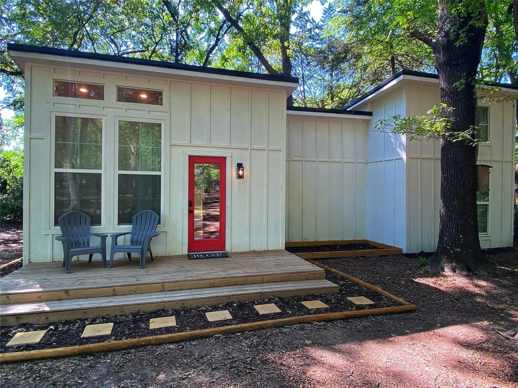 18165 C County Road 446 1, Lindale