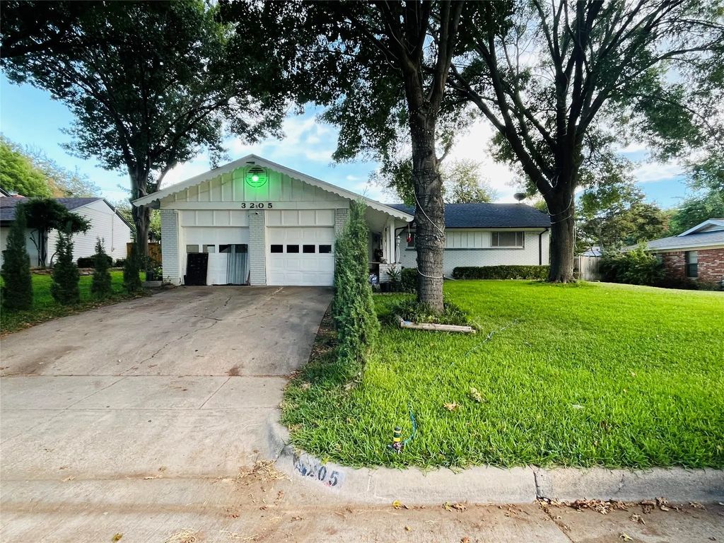 3205 Cortez Drive, Fort Worth