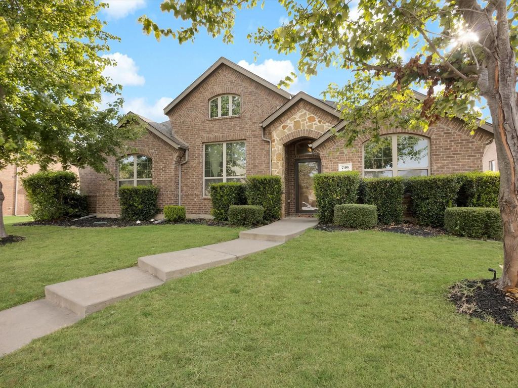 716 Saddlebrook Drive, DeSoto