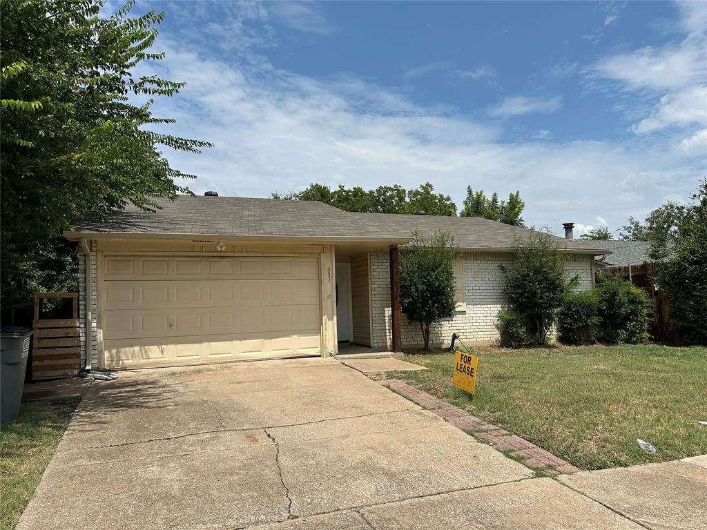 553 Hightrail Drive, Allen