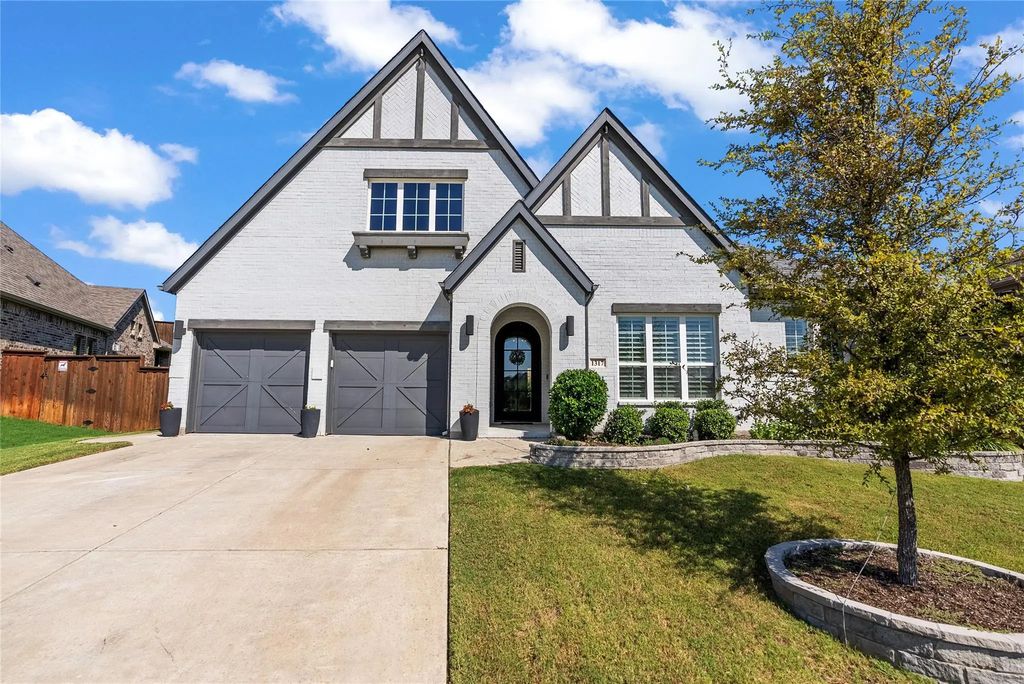 1317 Highpoint Way, Roanoke