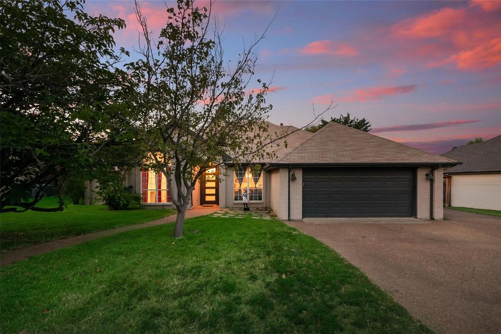 1340 Burney Lane, Southlake