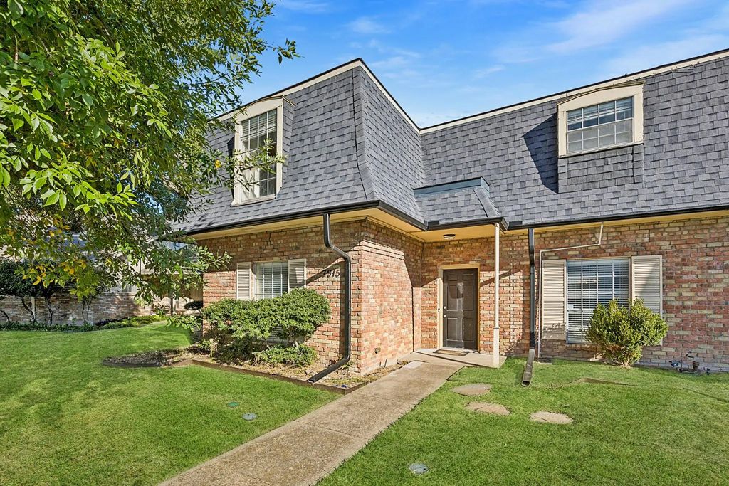 7915 Habersham Lane, Dallas