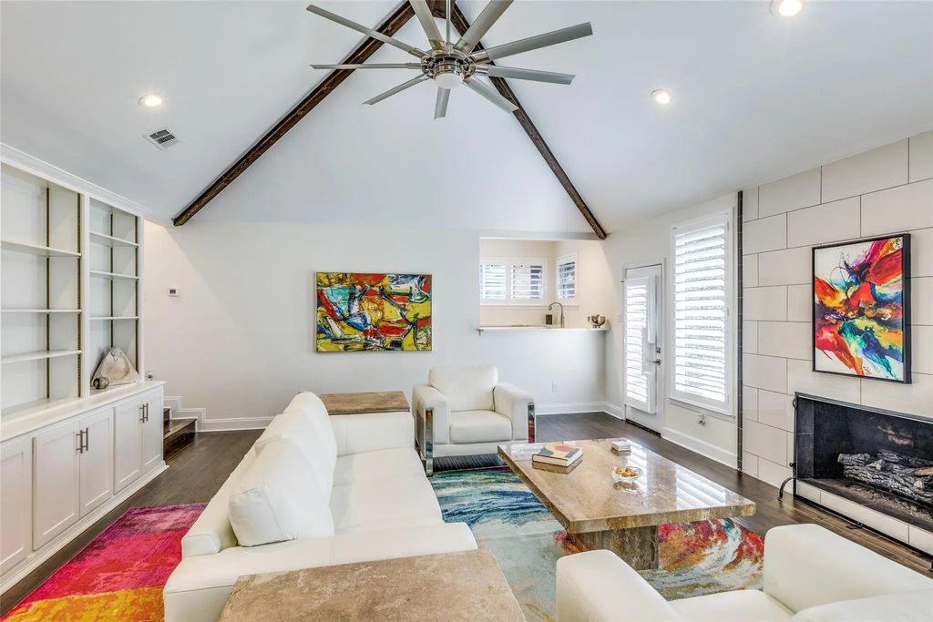 6222 Twin Oaks Circle, Dallas