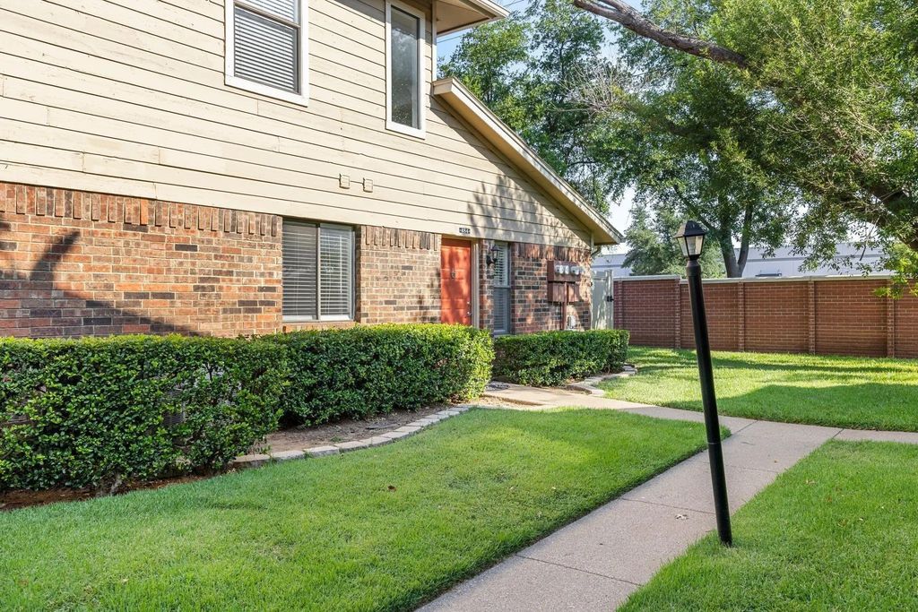 2240 Tarpley Road 484, Carrollton