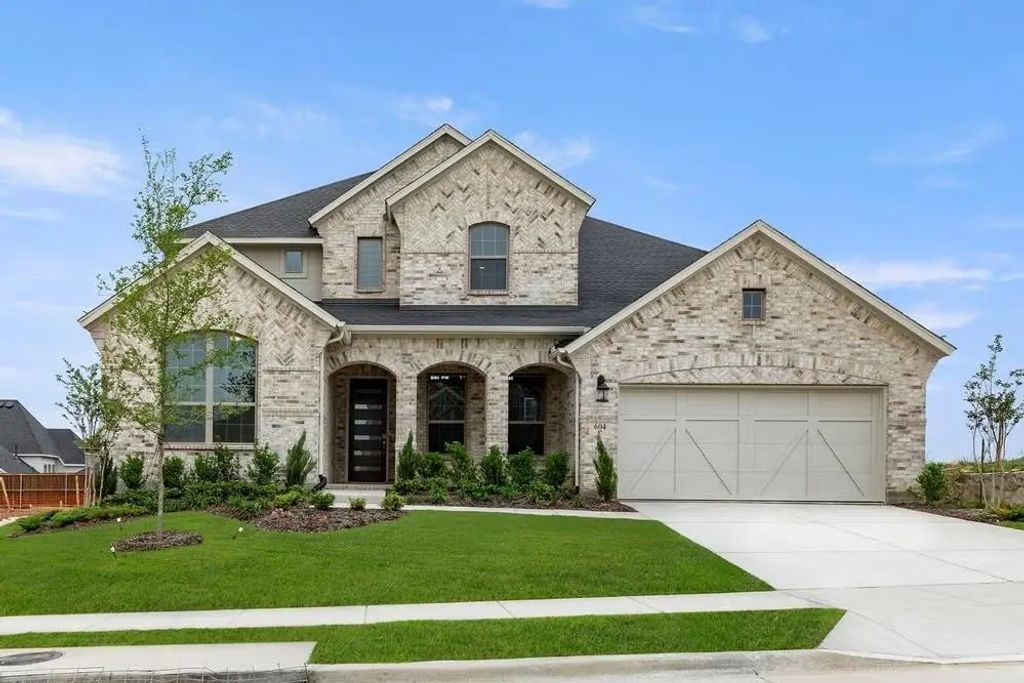 604 Wexford Drive, Celina
