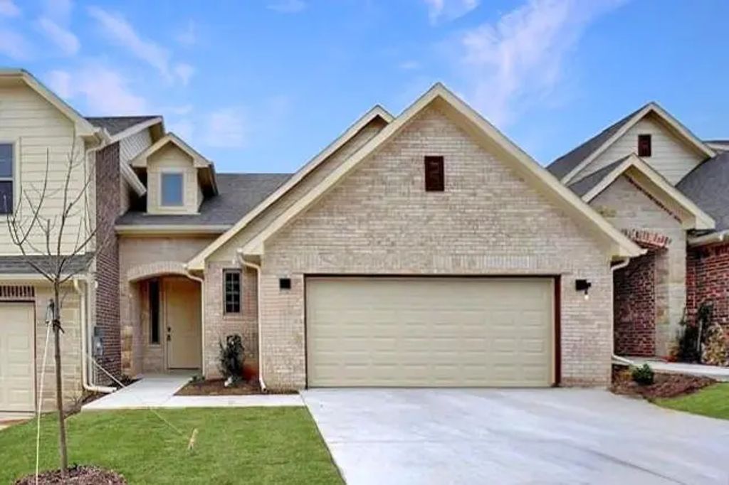 202 Legacy Boulevard, Weatherford
