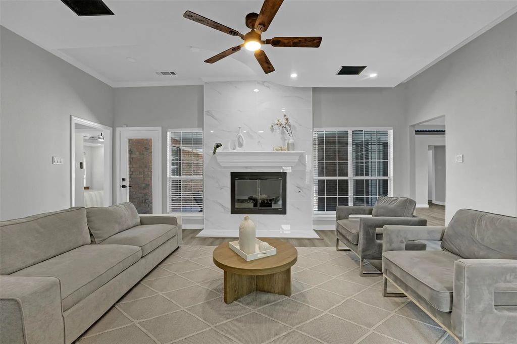 628 Heather Knoll Drive, DeSoto