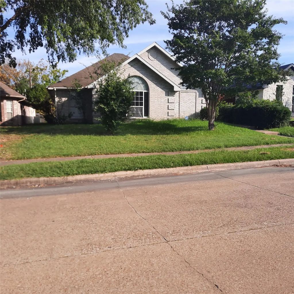 1225 Irene Drive, Mesquite