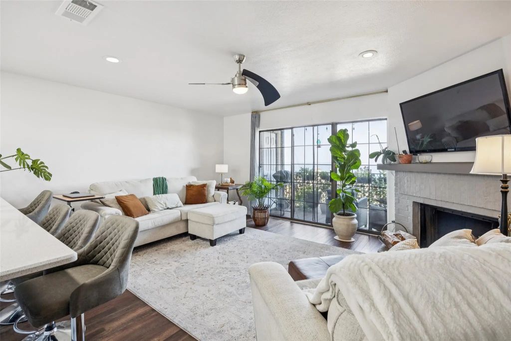 220 Henry M. Chandler Drive, Rockwall