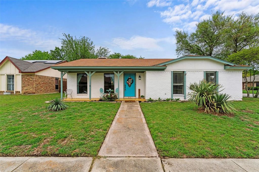 6573 Ridglea Drive, Watauga