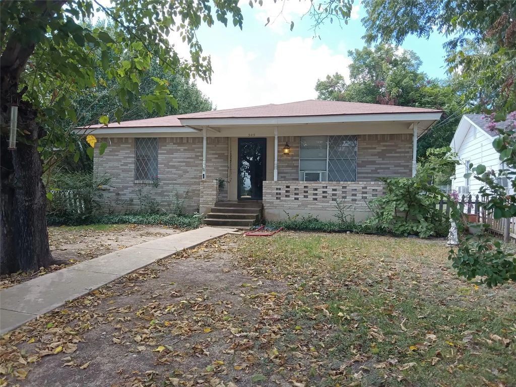505 Nw 16th Street, Grand Prairie