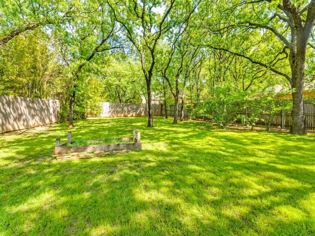 4411 Willow Bend Drive, Arlington