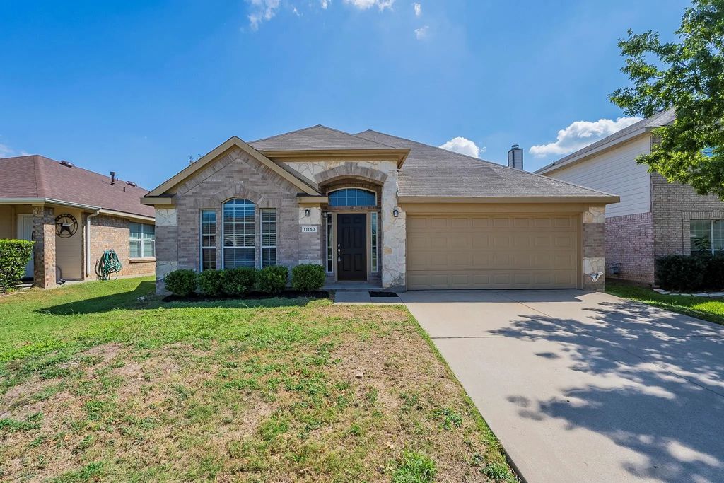 11153 Boulder Ridge Drive, Fort Worth