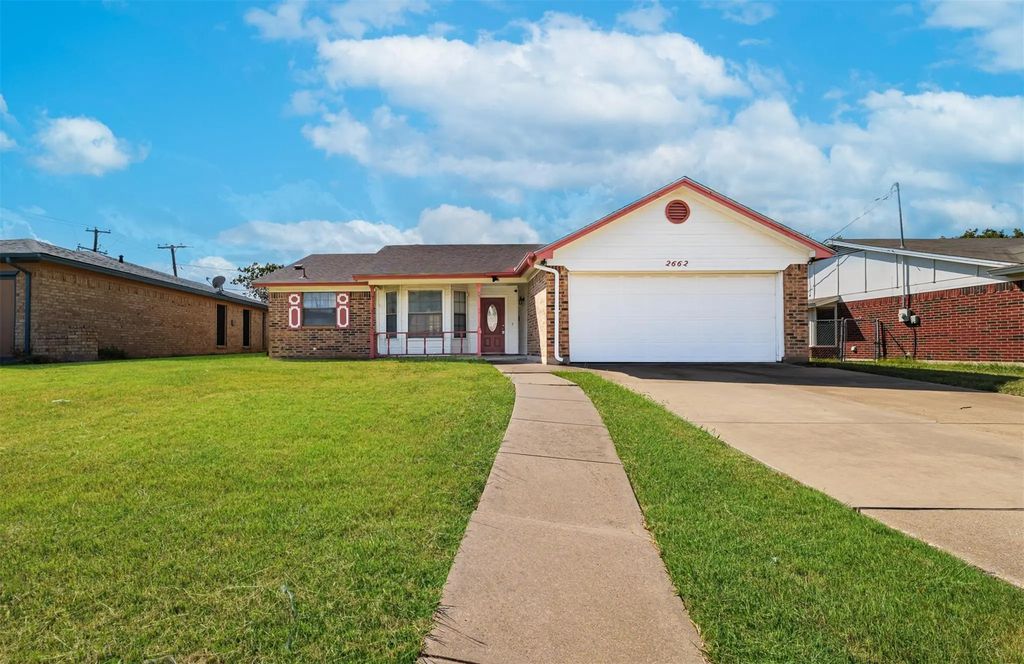 2662 Parkside Drive, Grand Prairie