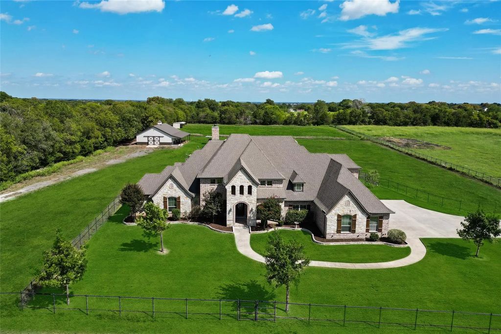 425 Stinson Road, Lucas