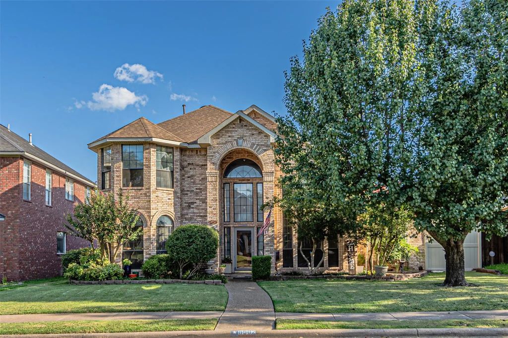 8902 Clearlake Drive, Rowlett