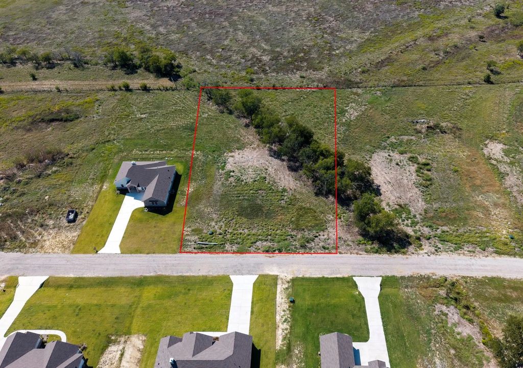 1016 Don Eve Court, Azle