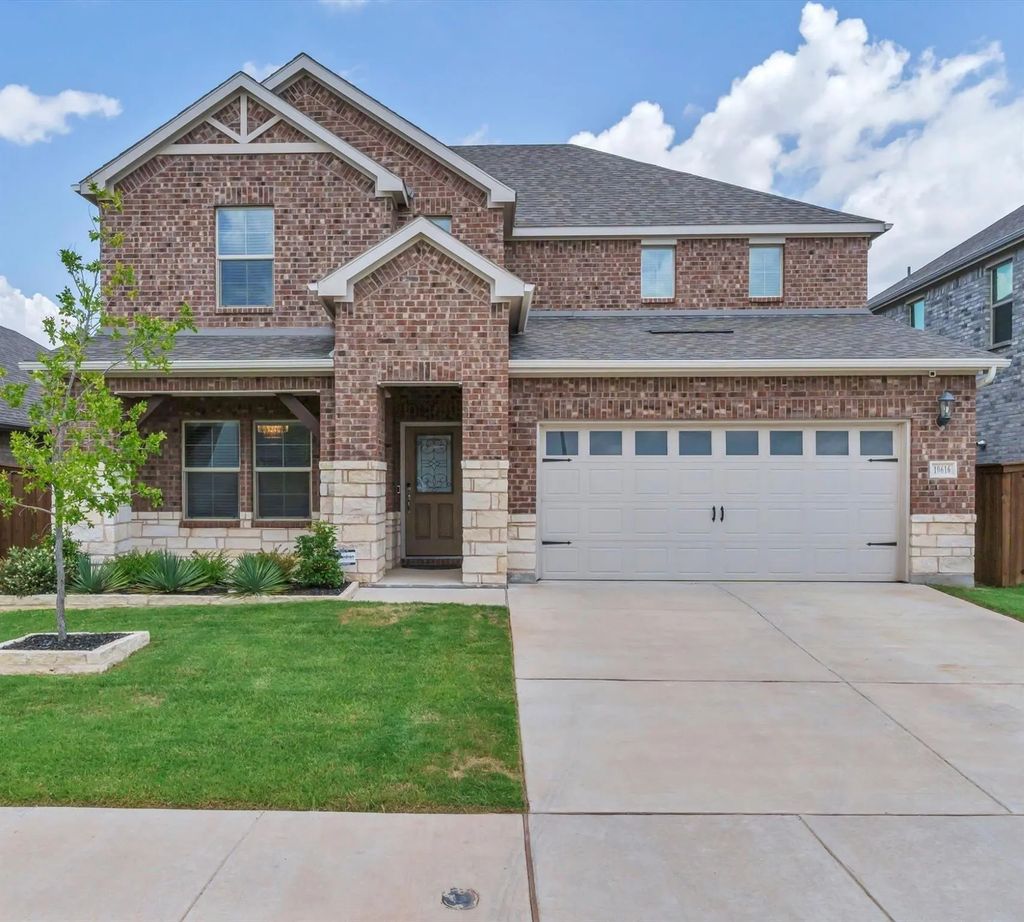 10616 Brookshire Road, Fort Worth