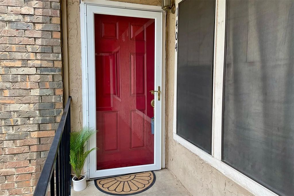 4748 Old Bent Tree Lane 1404, Dallas