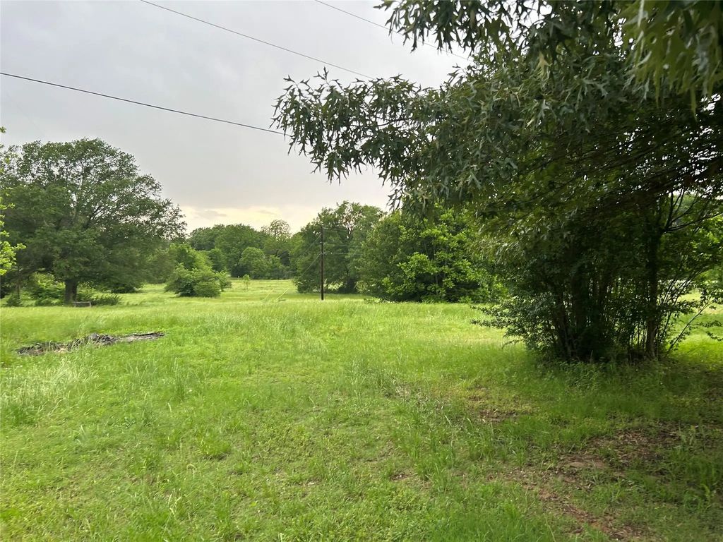10229 State Highway 31 W, Malakoff