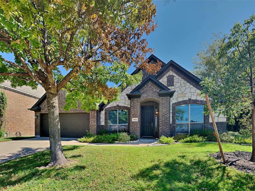 9820 Bison Court, Fort Worth