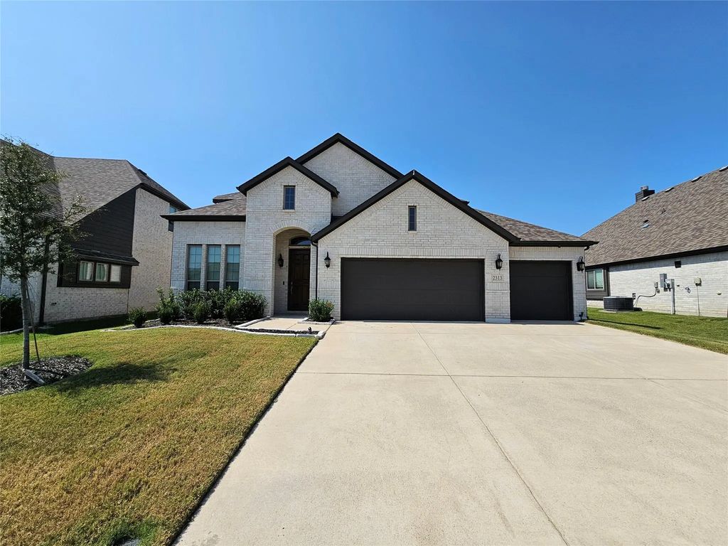 2313 Cambridge Avenue, Anna